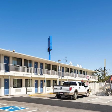 Motel 6-Reno, Nv - Virginia Plumb Εξωτερικό φωτογραφία